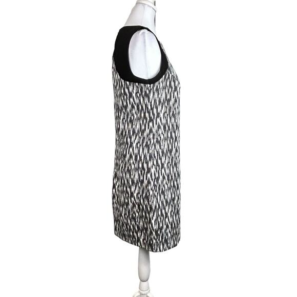 Trina Turk Dress Womens Size 4 Black White Mini Sheath Sleeveless Classic Chic - Picture 3 of 12